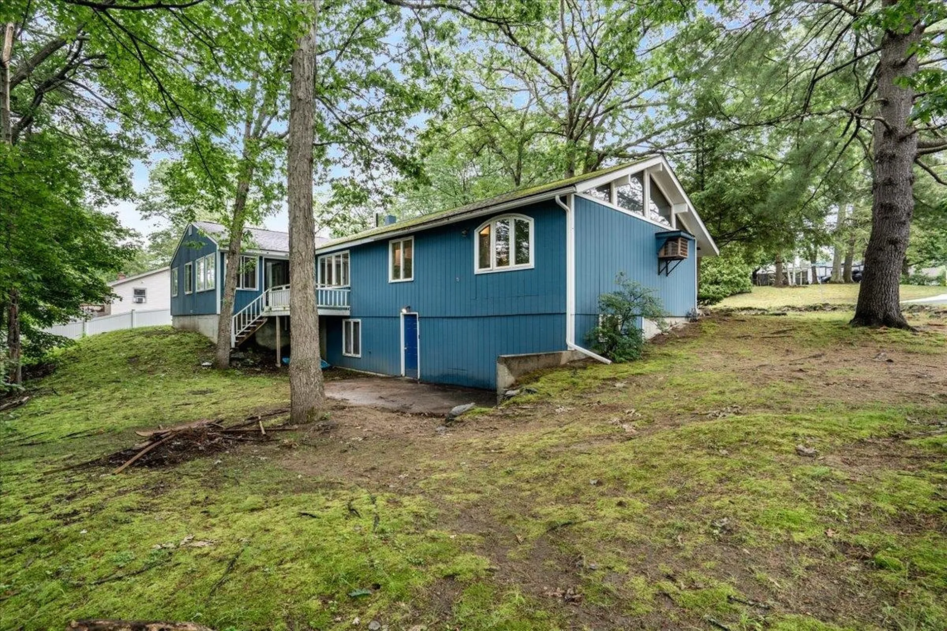 13 Fountain Lane Nashua NH 03062