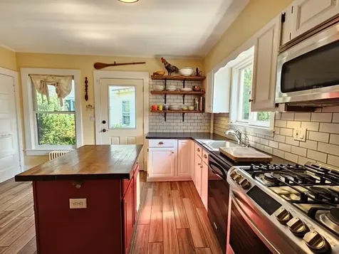 93 South Lincoln Street Keene NH 03431