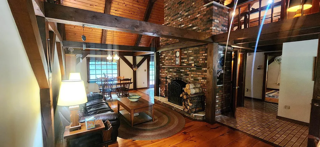 110 Oliver Hill Road Swanzey NH 03446