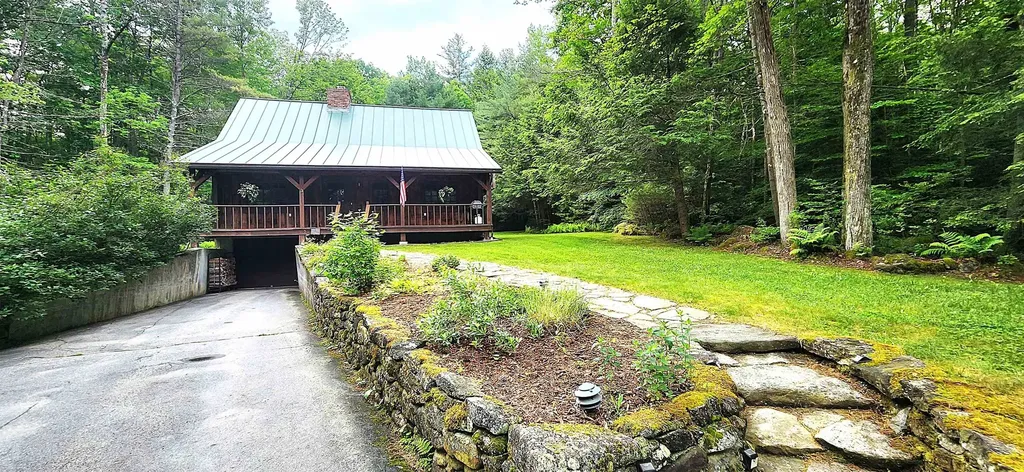 110 Oliver Hill Road Swanzey NH 03446