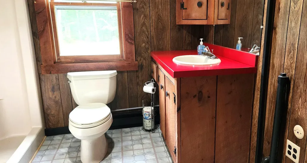 110 Oliver Hill Road Swanzey NH 03446