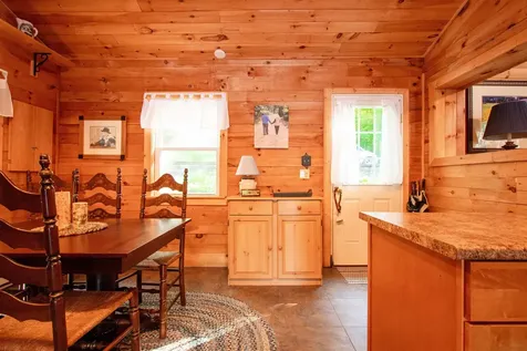 491 The Lane Peacham VT 05862