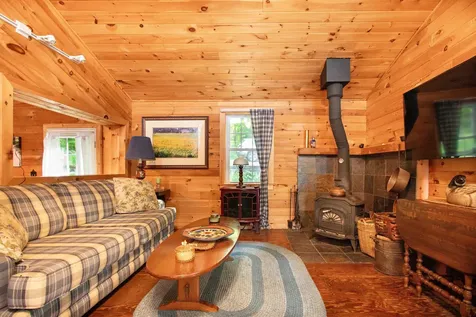 491 The Lane Peacham VT 05862