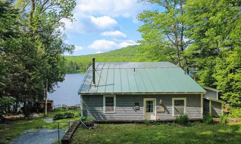 491 The Lane Peacham VT 05862