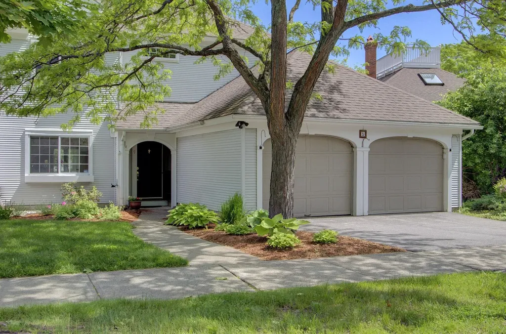 9 Southwind Drive Burlington VT 05401