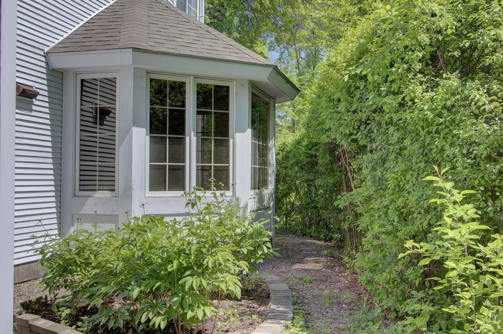 9 Southwind Drive Burlington VT 05401