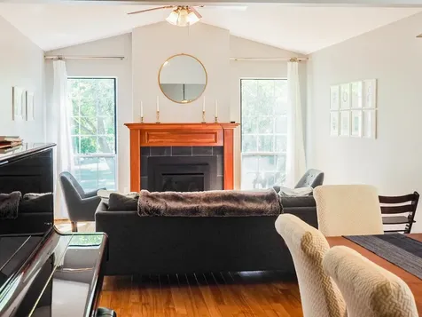 23 Iris Lane South Burlington VT 05403