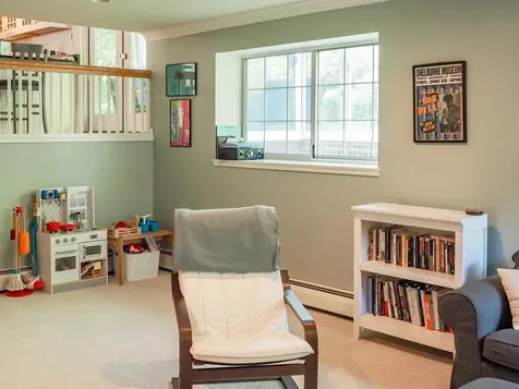 23 Iris Lane South Burlington VT 05403