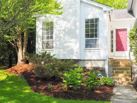 23 Iris Lane South Burlington VT 05403