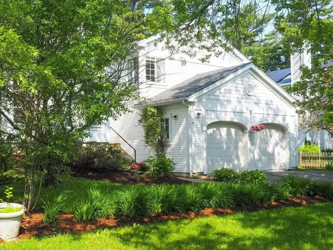 23 Iris Lane South Burlington VT 05403