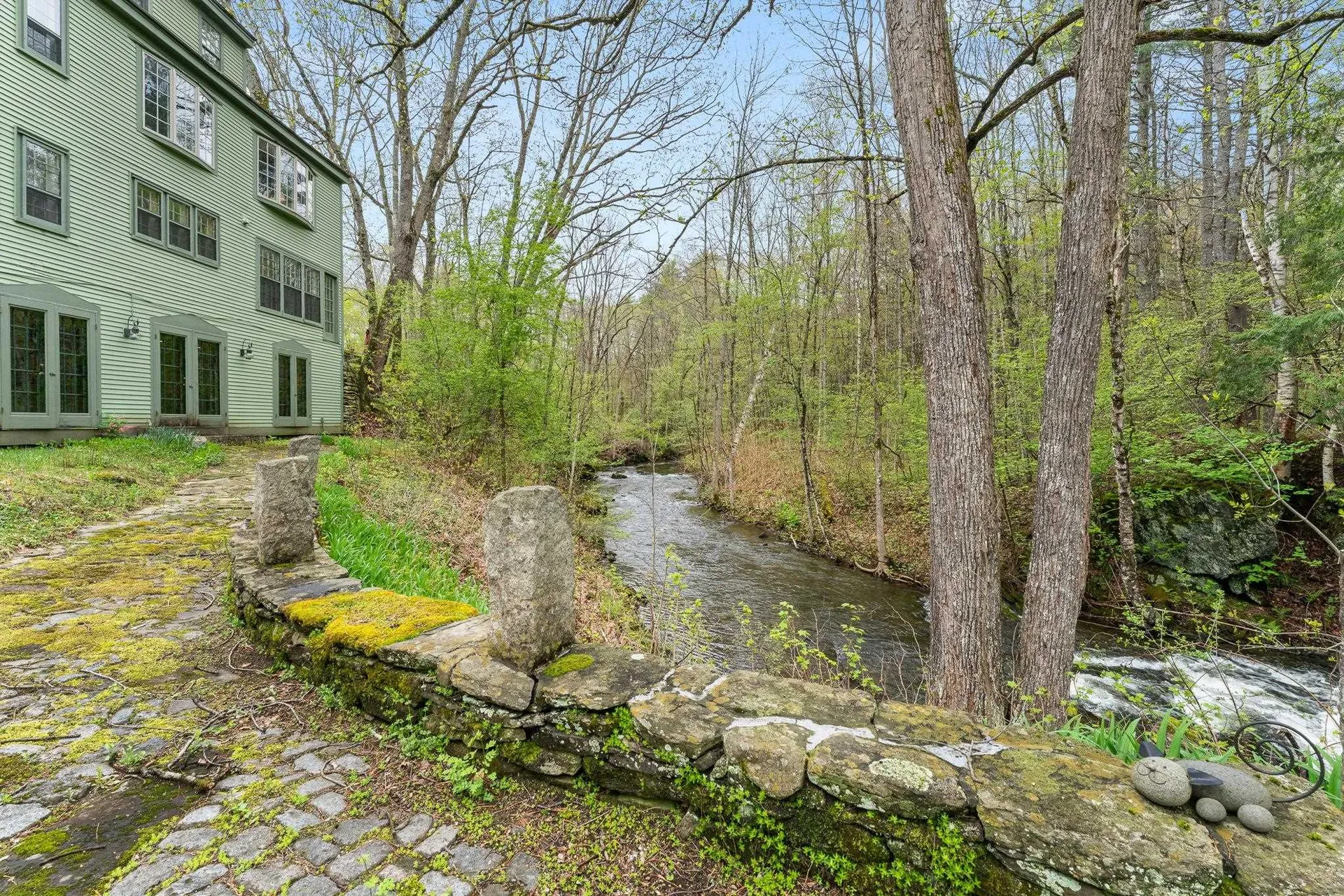 85 Dartmouth College Highway Lyme NH 03768