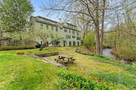 85 Dartmouth College Highway Lyme NH 03768