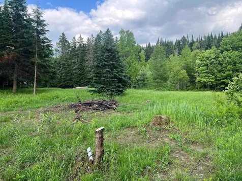 - Indian Stream Road Pittsburg NH 03592