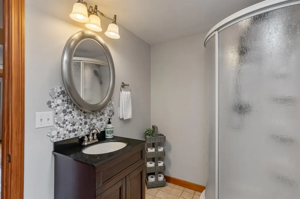 11 East Street Waterbury VT 05676