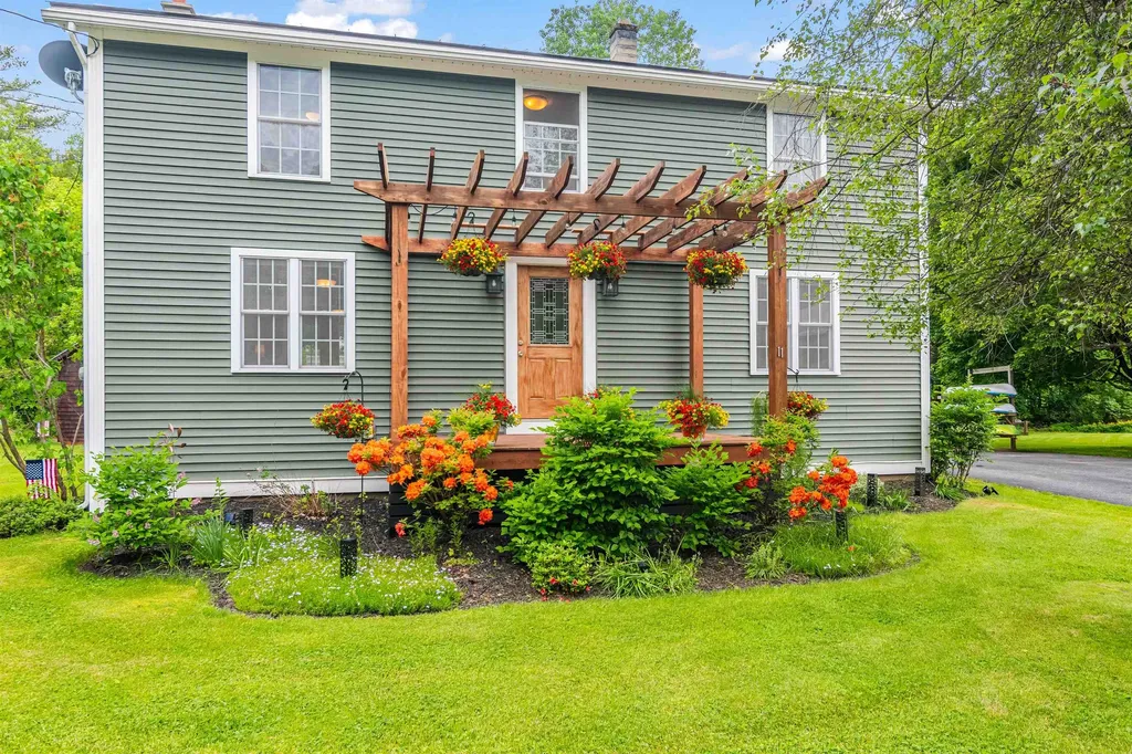 11 East Street Waterbury VT 05676