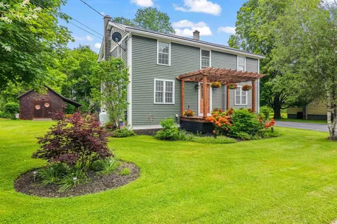 11 East Street Waterbury VT 05676