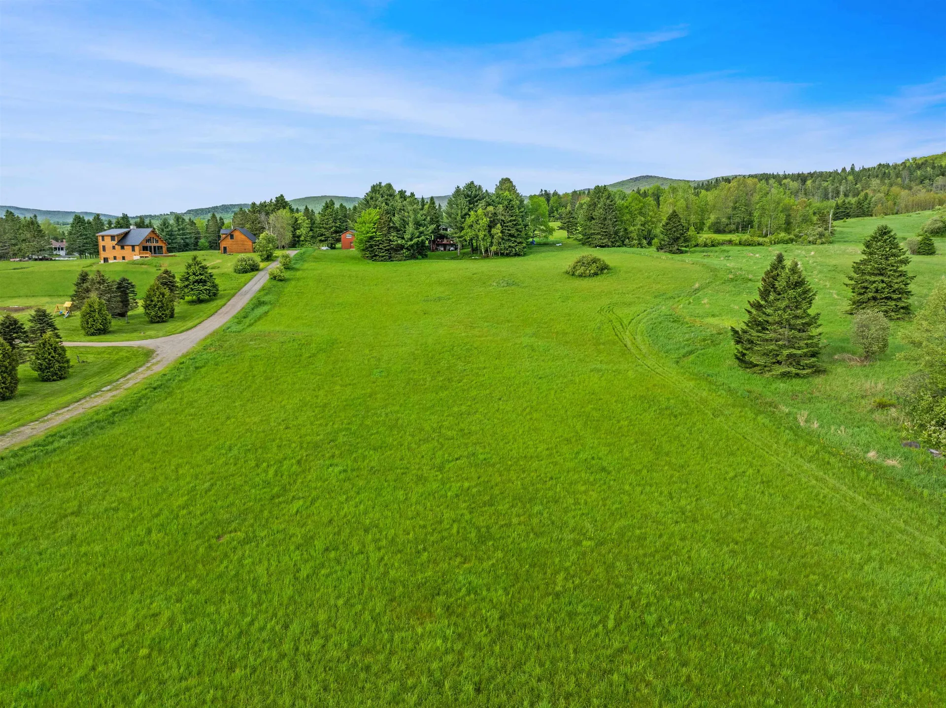 Kings Highway Colebrook NH 03576