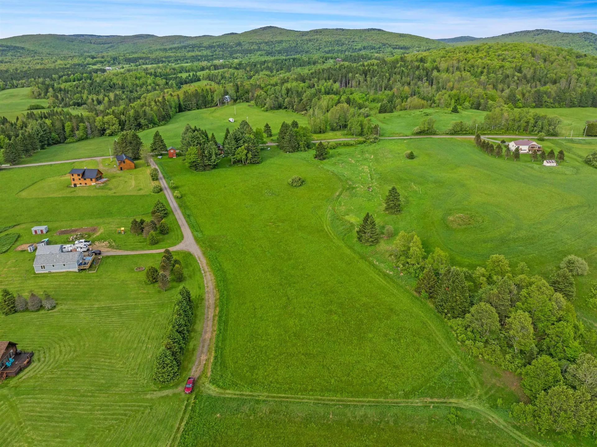 Kings Highway Colebrook NH 03576