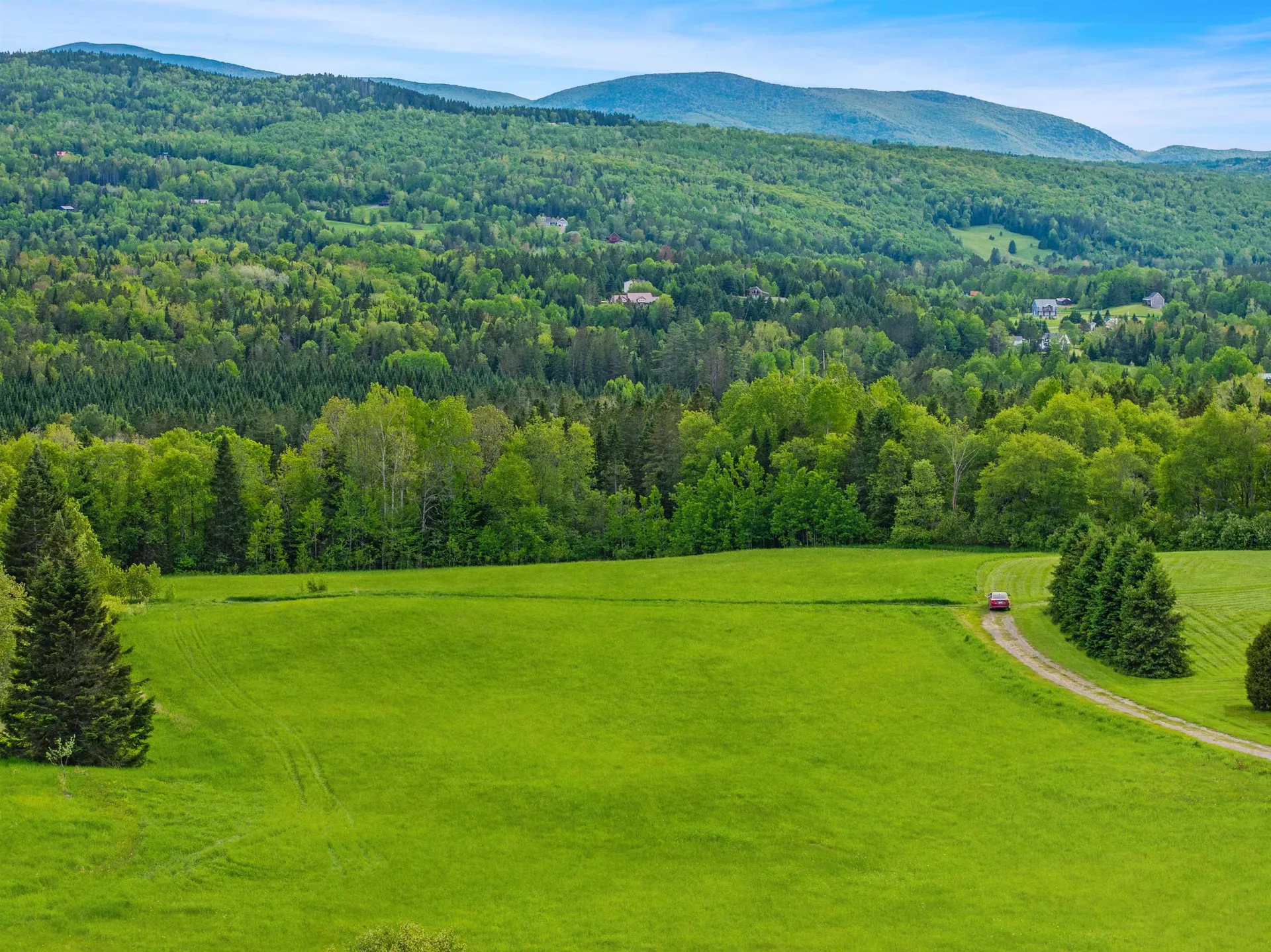 Kings Highway Colebrook NH 03576