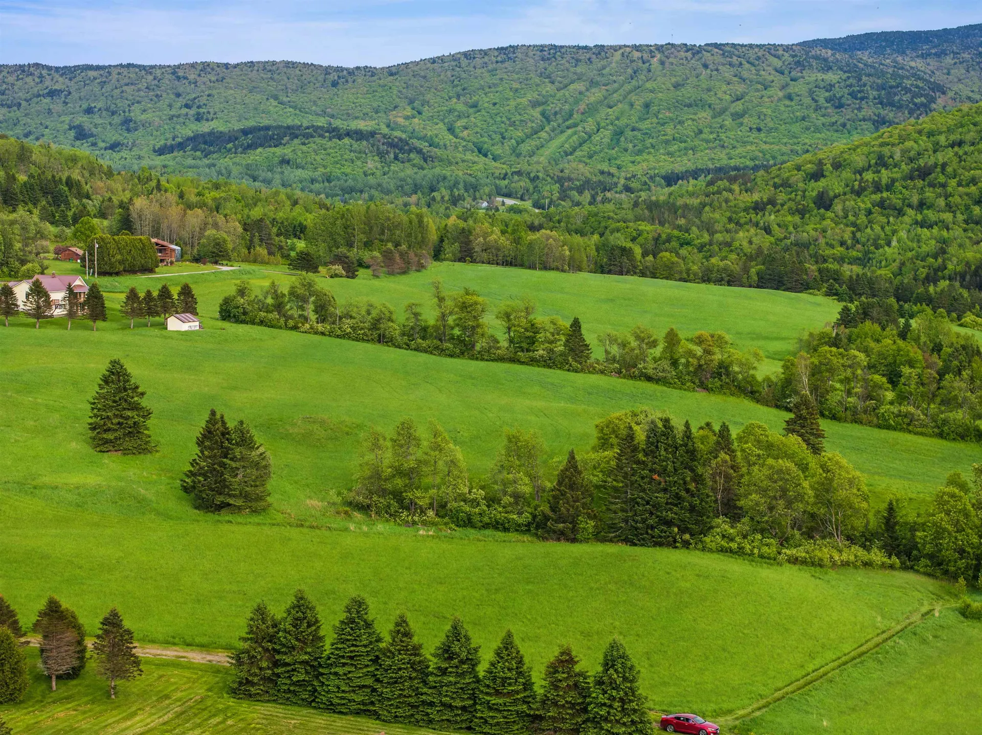 Kings Highway Colebrook NH 03576