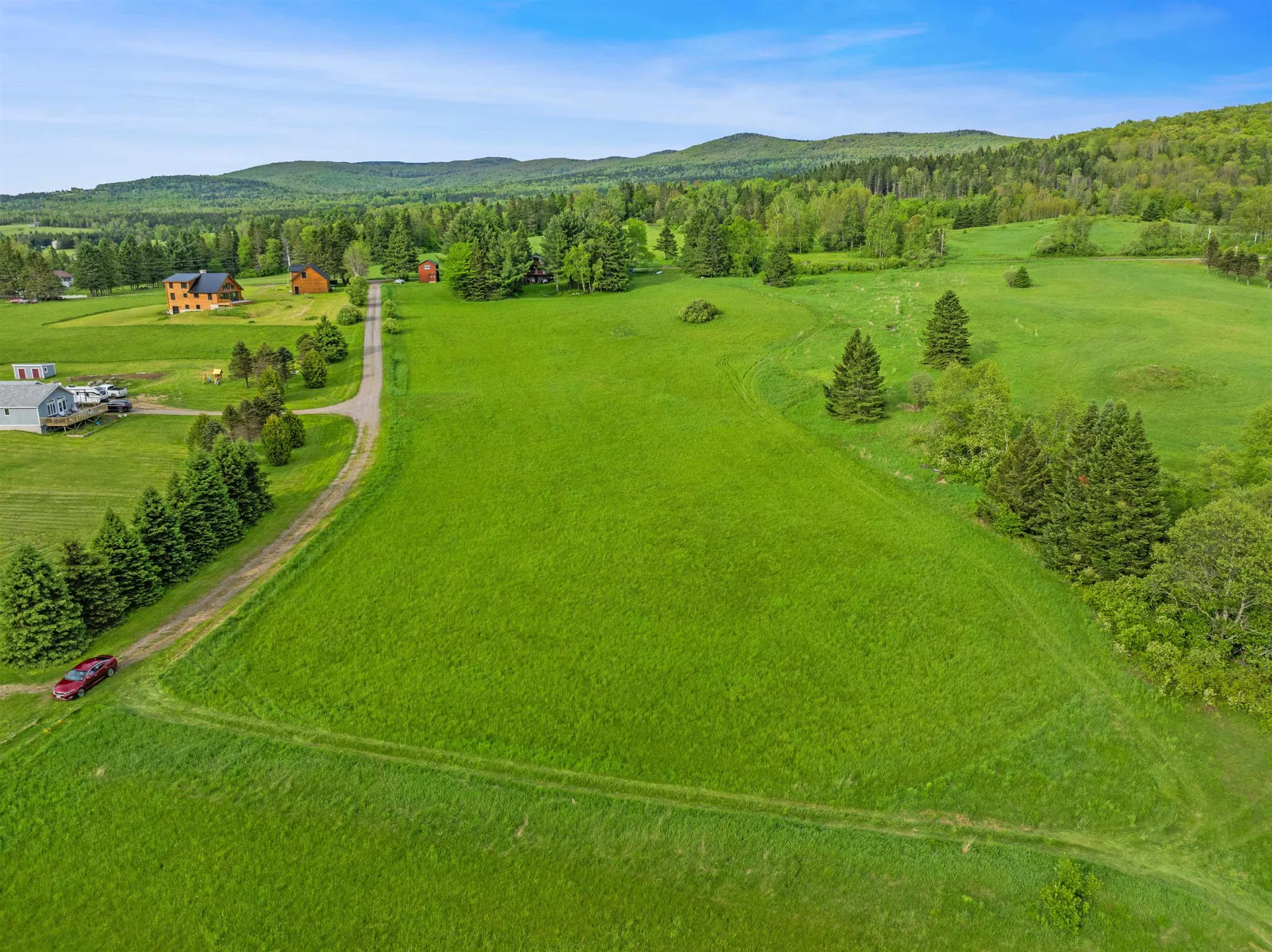 Kings Highway Colebrook NH 03576