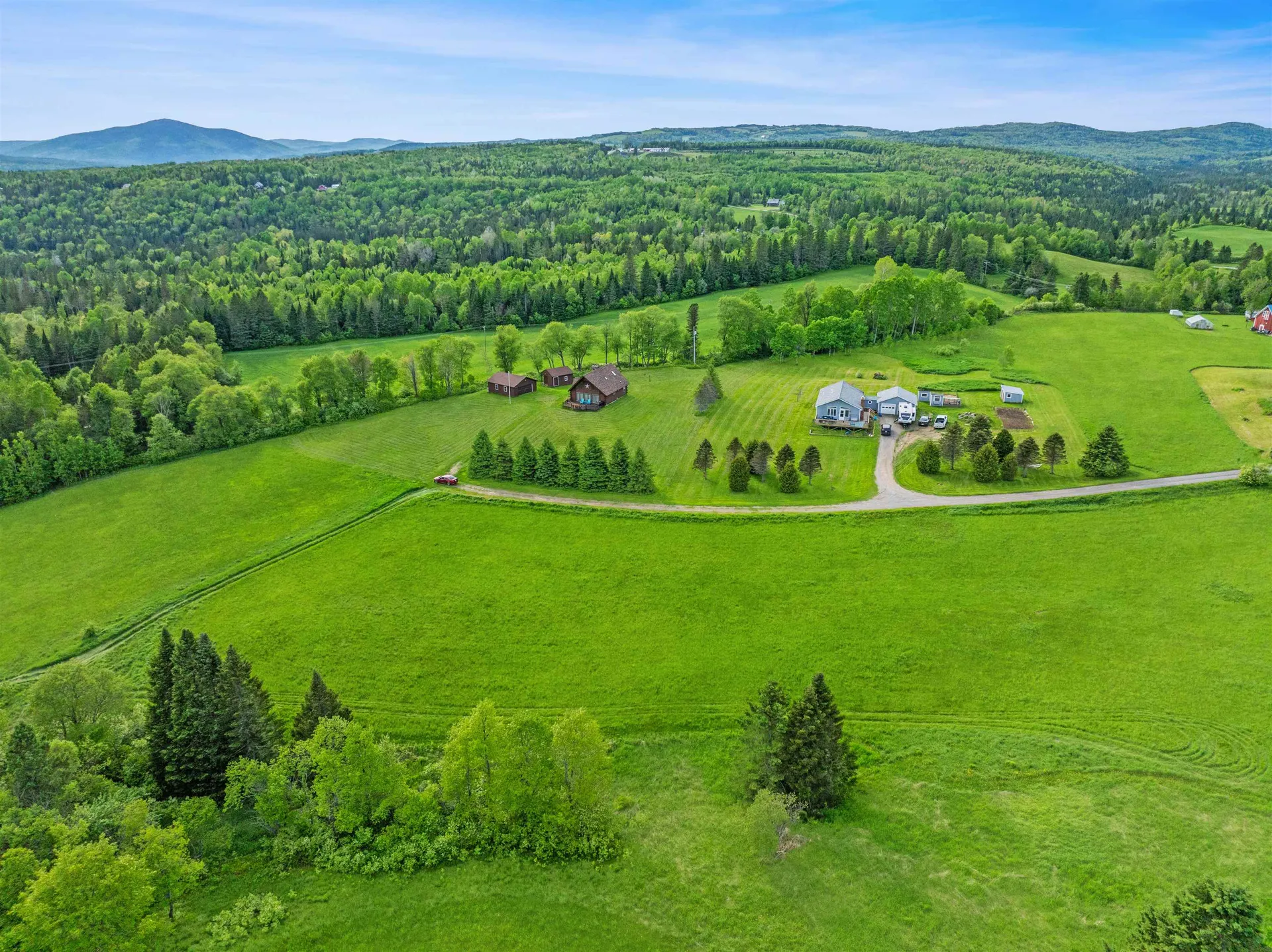 Kings Highway Colebrook NH 03576