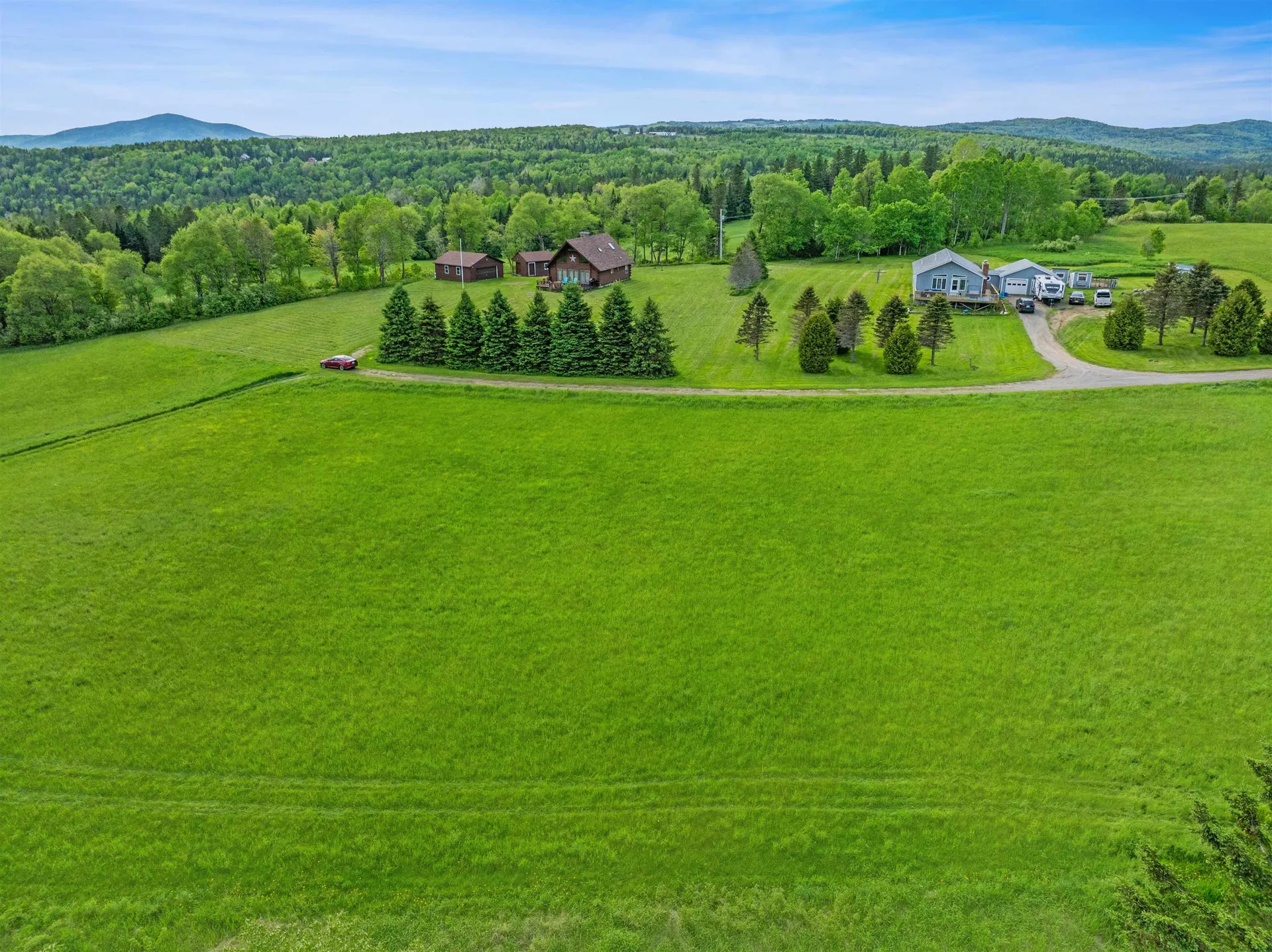 Kings Highway Colebrook NH 03576