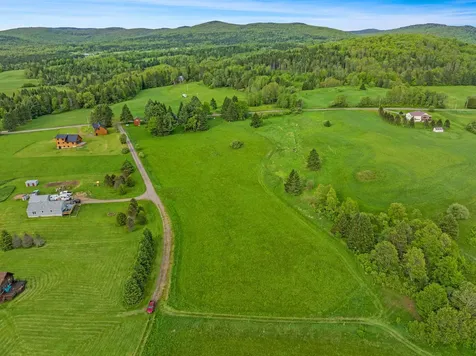 Kings Highway Colebrook NH 03576