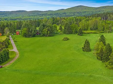 Kings Highway Colebrook NH 03576