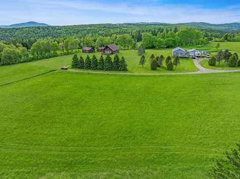 Kings Highway Colebrook NH 03576