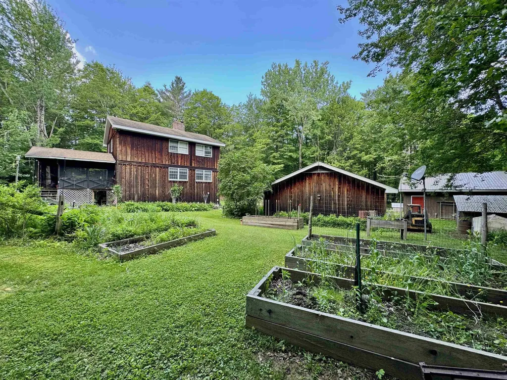 1048 Adamant Road Calais VT 05640