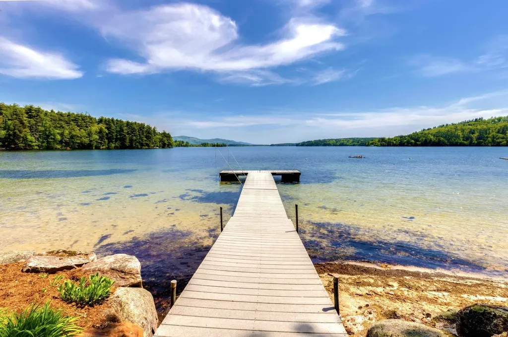 57 Morning Star Road Holderness NH 03245