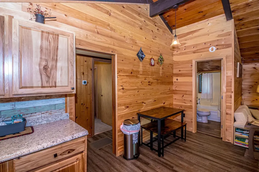 25 Singer Lane Conway NH 03813