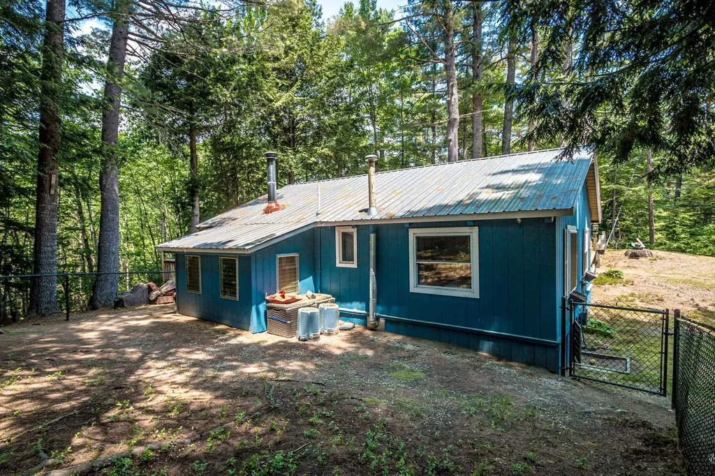 25 Singer Lane Conway NH 03813