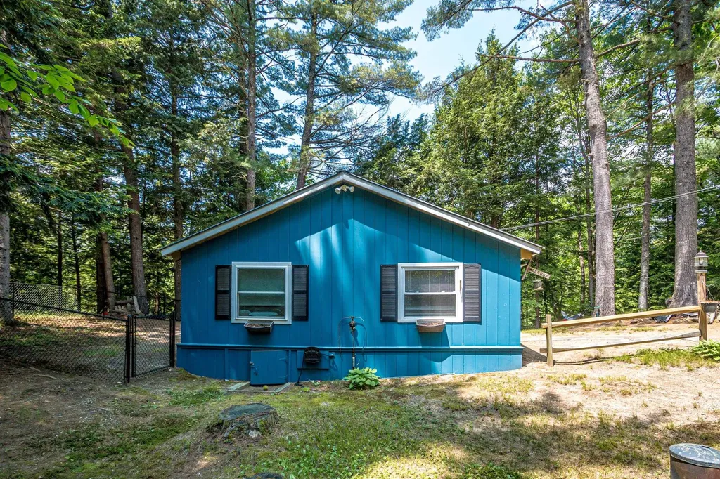 25 Singer Lane Conway NH 03813