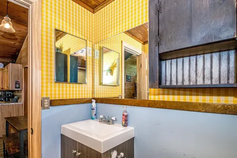 25 Singer Lane Conway NH 03813