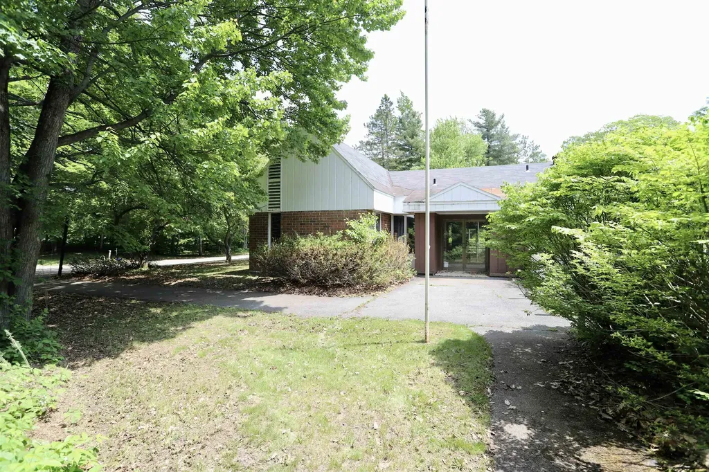 148 Prouty Drive Newport City VT 05855