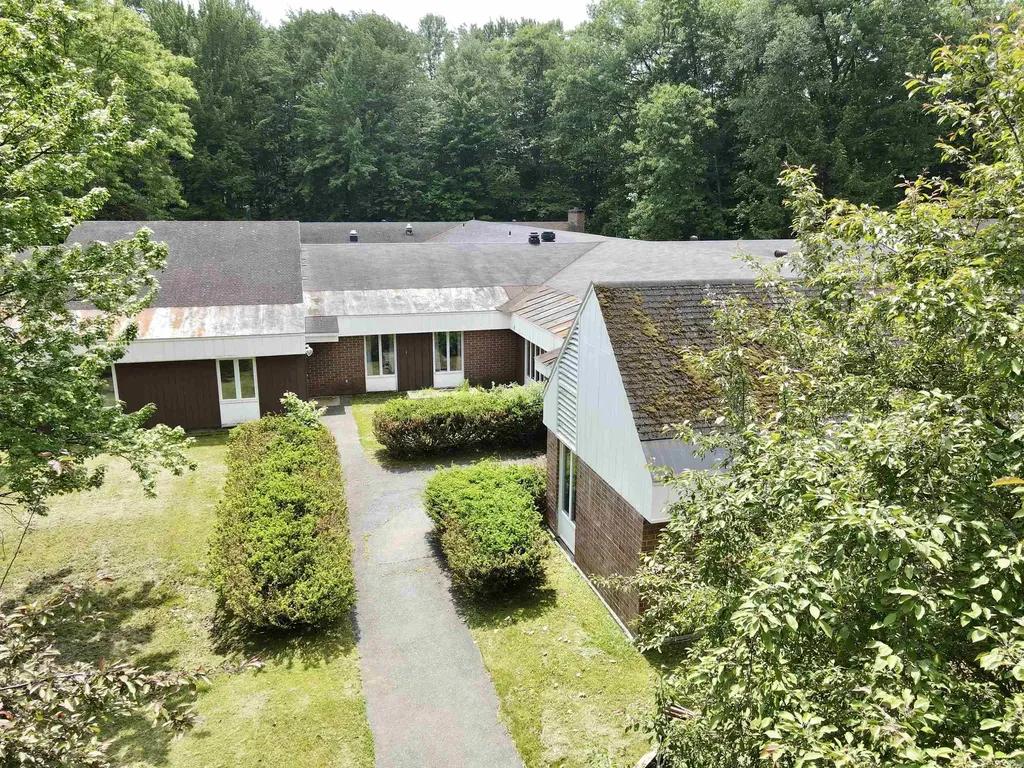 148 Prouty Drive Newport City VT 05855