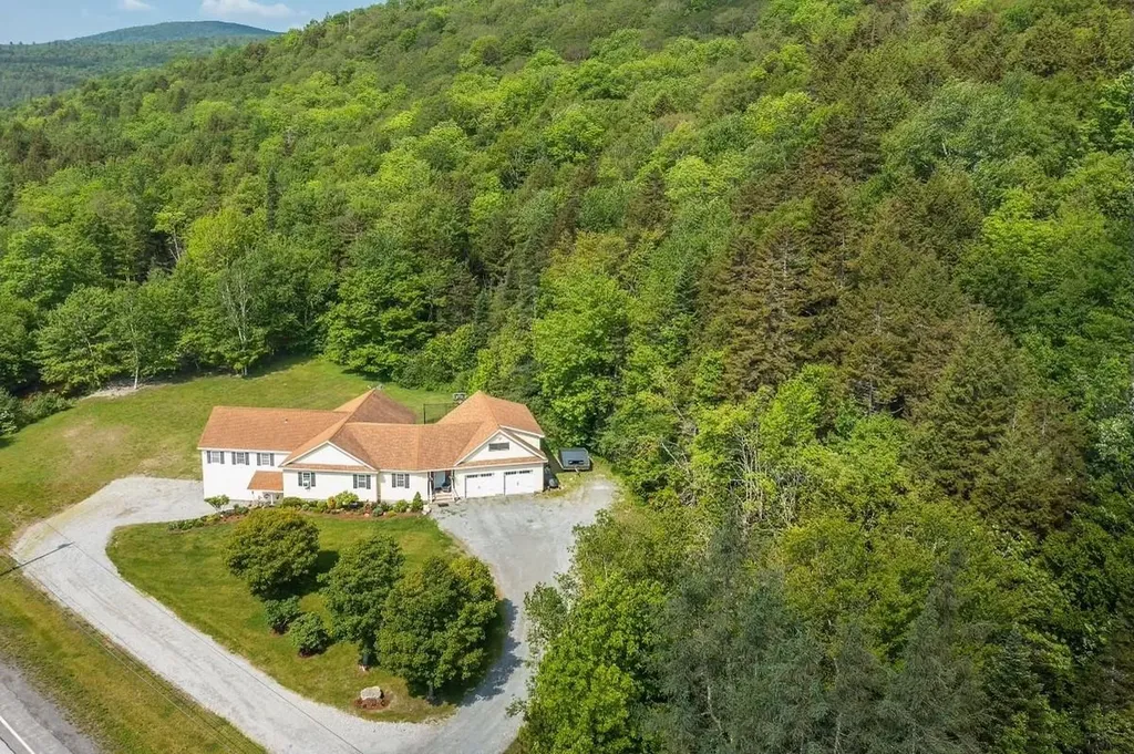 1166 Route 100 Weston VT 05161