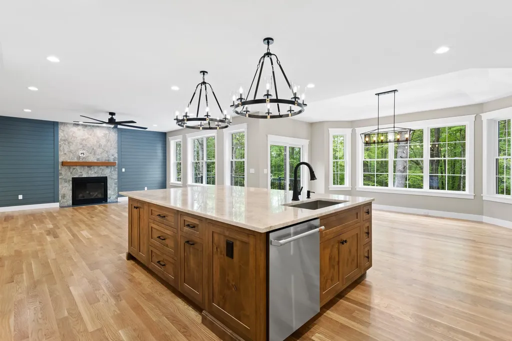 30 Winona Road Meredith NH 03253