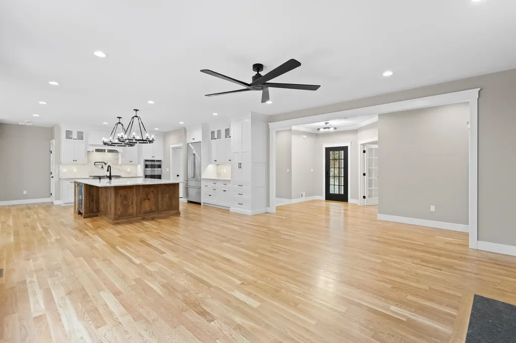 30 Winona Road Meredith NH 03253