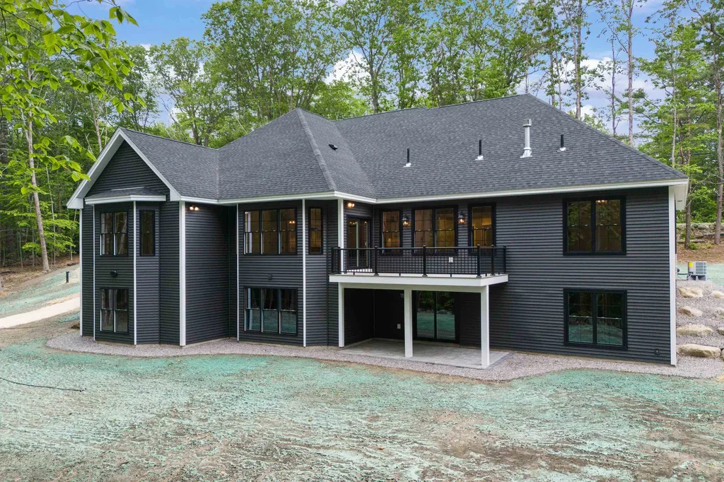 30 Winona Road Meredith NH 03253