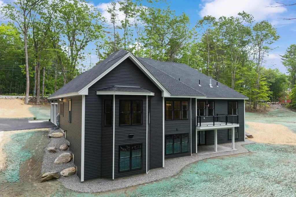 30 Winona Road Meredith NH 03253