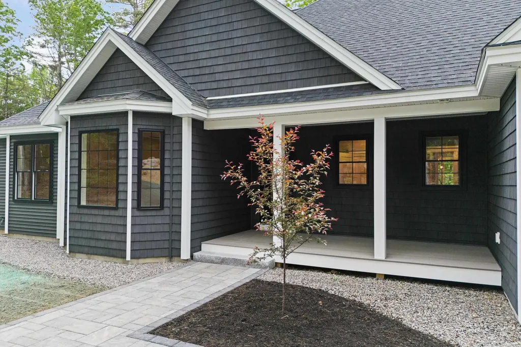 30 Winona Road Meredith NH 03253