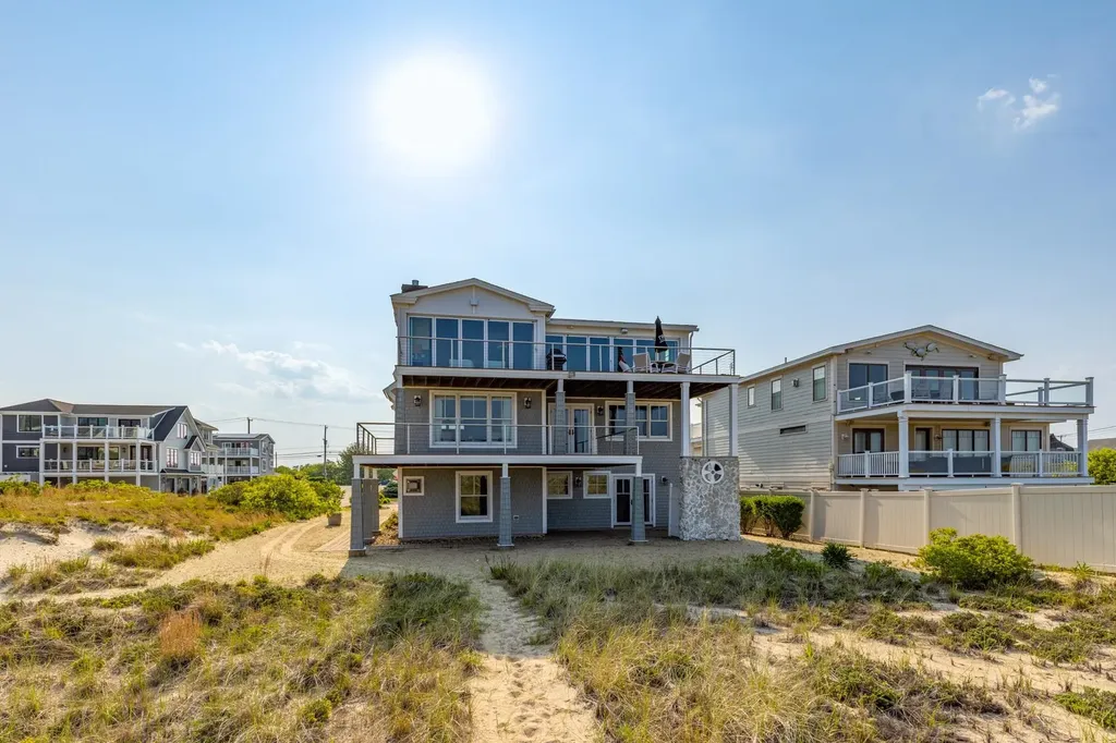 9 Merrimac Street Seabrook NH 03874