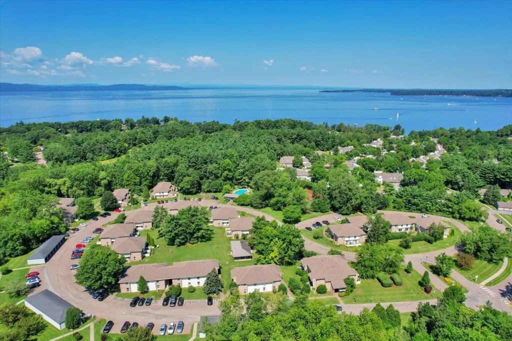 124 Ledgewood Circle Burlington VT 05401