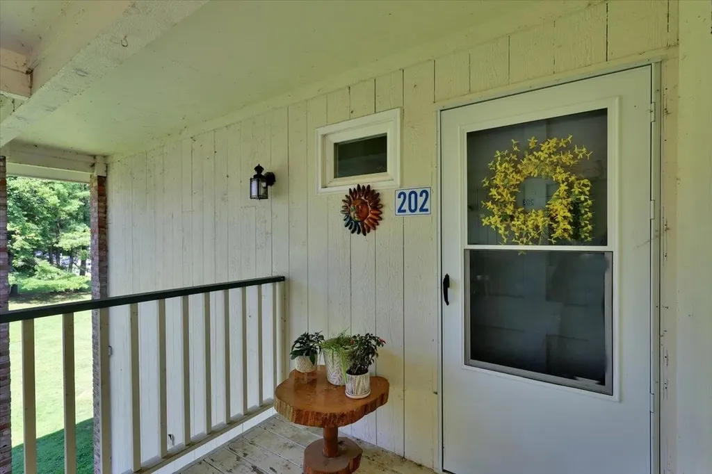 124 Ledgewood Circle Burlington VT 05401