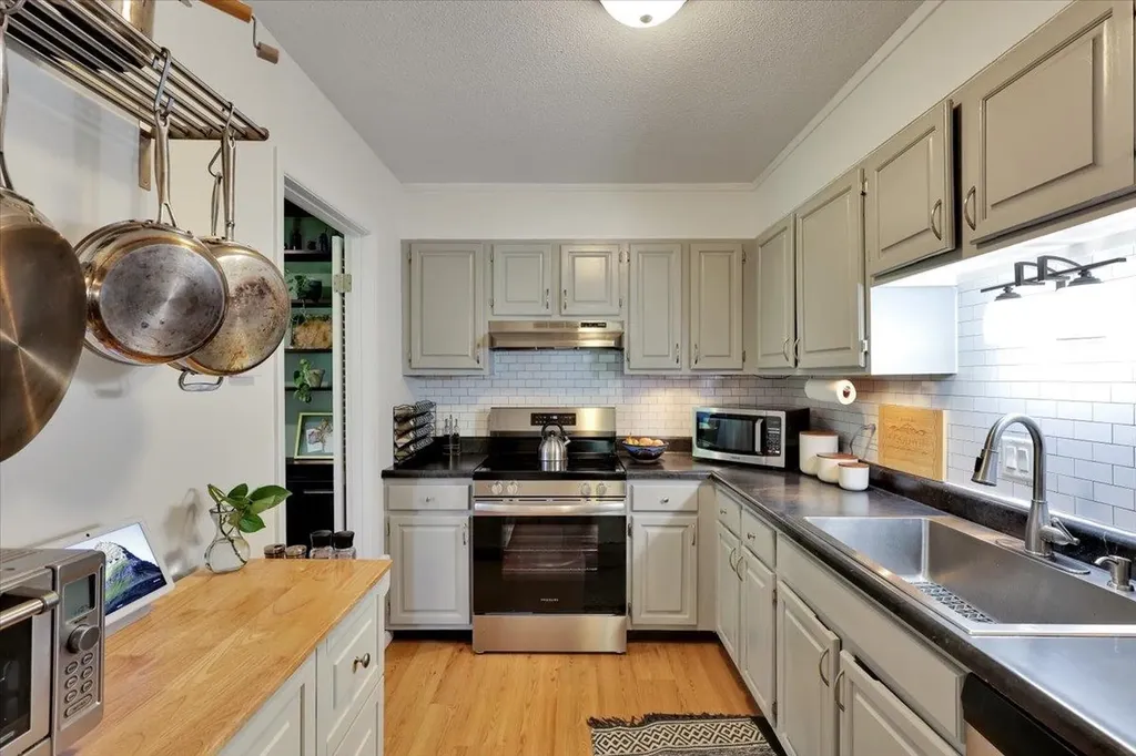 124 Ledgewood Circle Burlington VT 05401