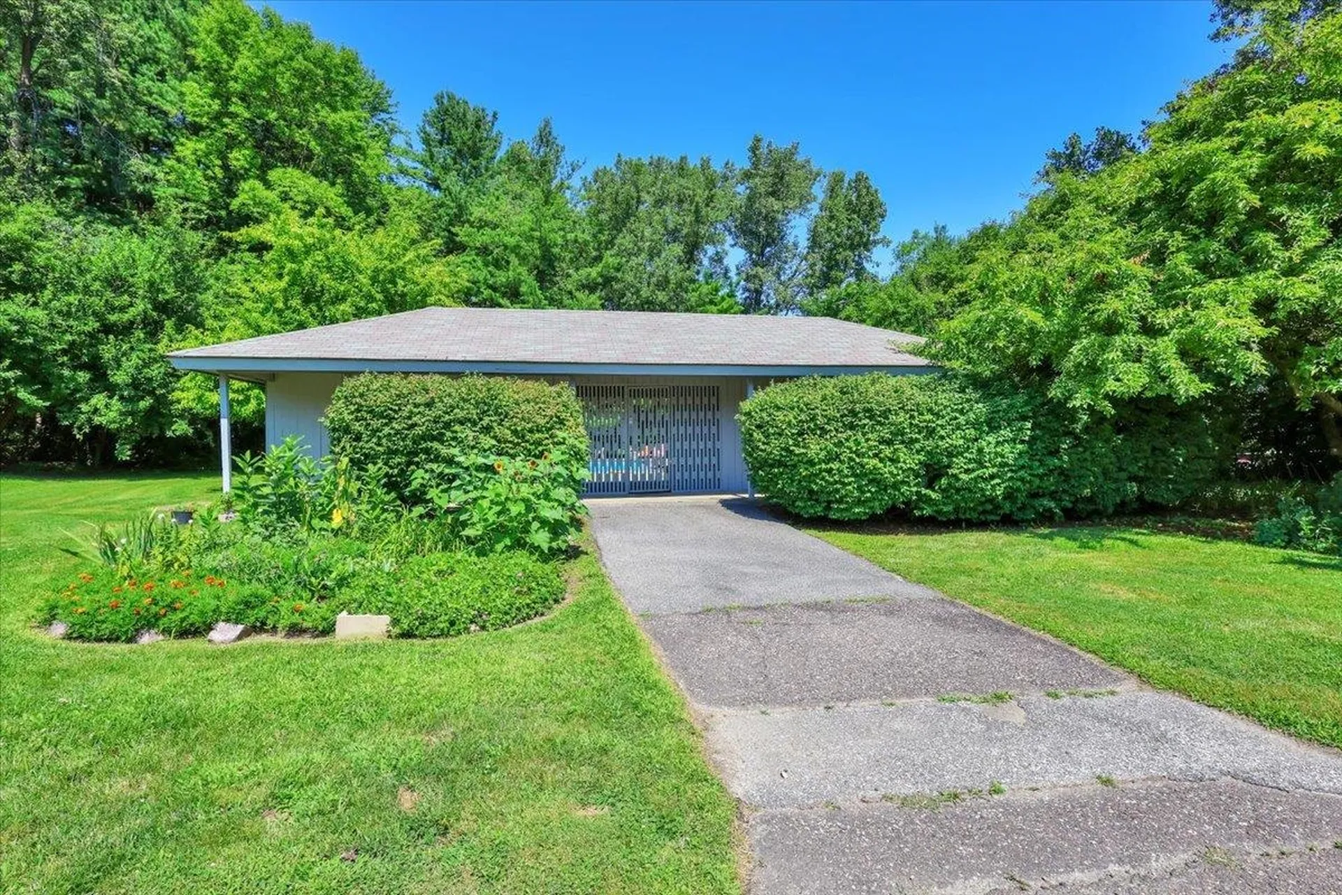 124 Ledgewood Circle Burlington VT 05401