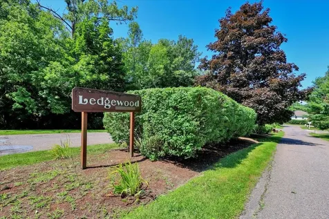 124 Ledgewood Circle Burlington VT 05401
